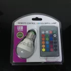 RGB led villanykörte távirányítóval DAMN-MD228